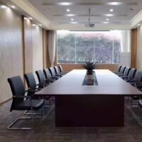 Executive office visitor's seat - Image 4