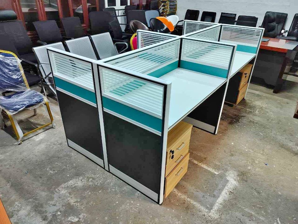 329332169_6213994228660102_7305197812096257788_n.jpg Open-View Office Workstation - Image 1