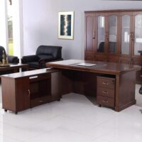 1.8 meters executive desk - Image 2