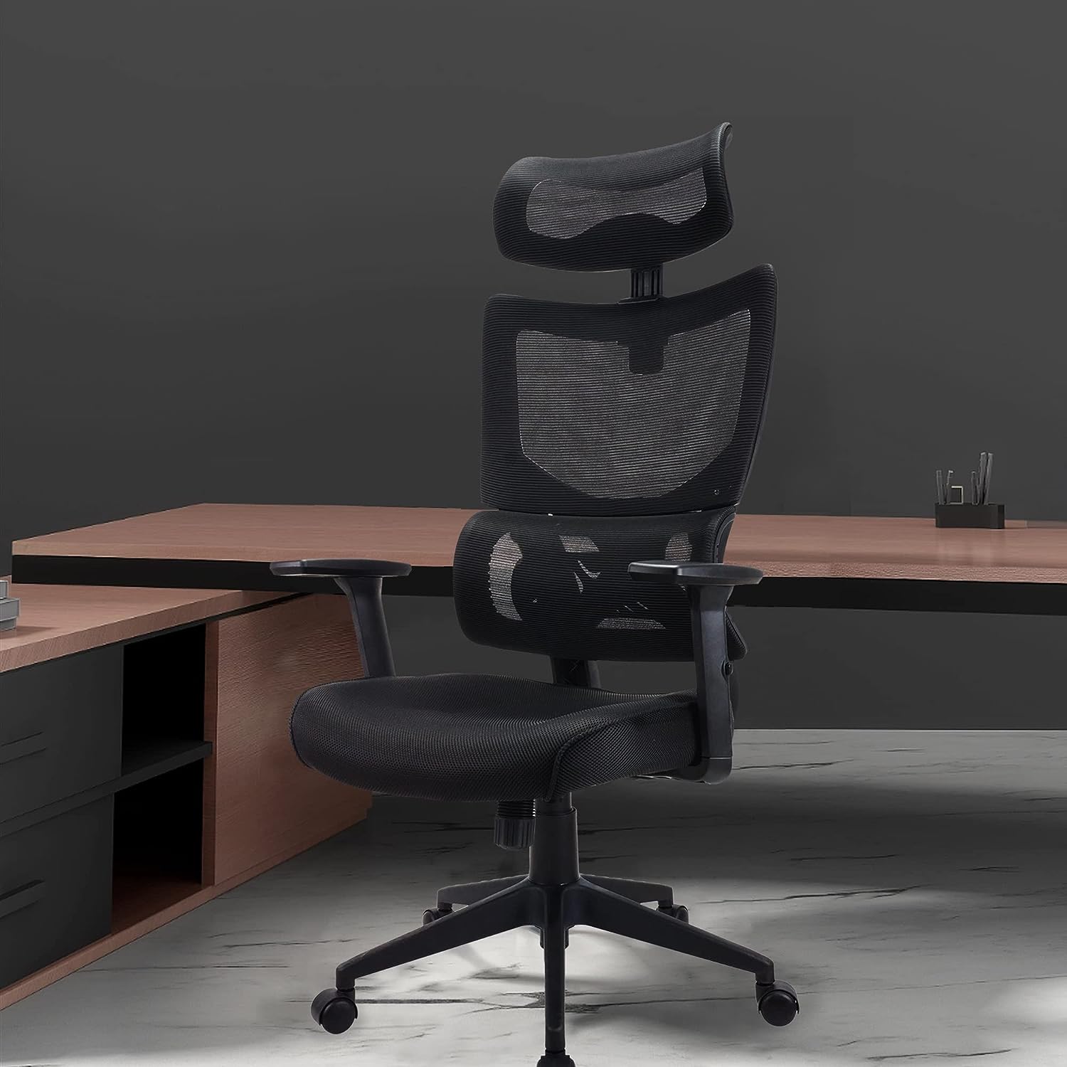 71H7kRHdHKL._AC_SL1500_.jpg High-back orthopedic office chair - Image 1