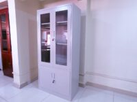 Two door metallic office filling cabinet - Image 4