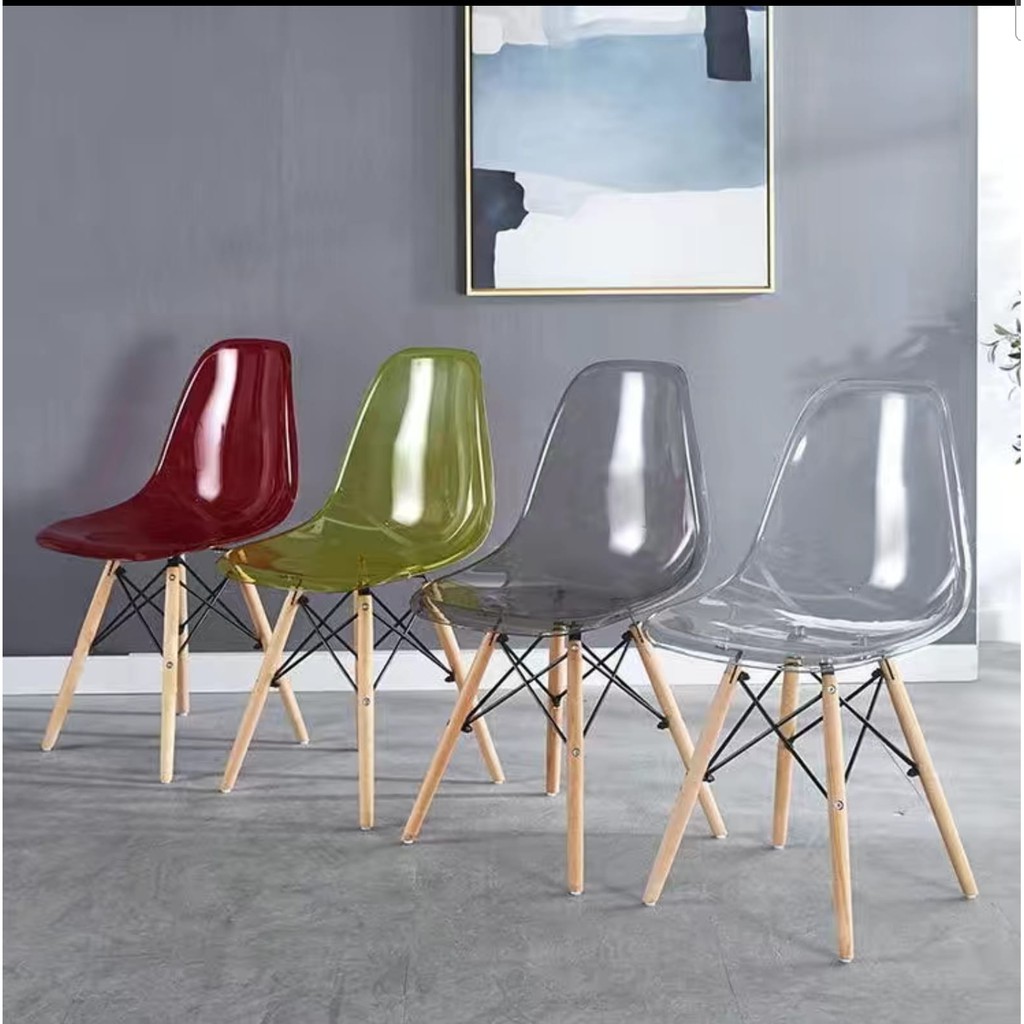 clear.jpg Clear eames chairs - Image 1