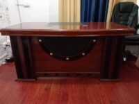 1.6M Executive office table - Image 5