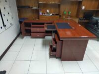1.6M Executive office table - Image 2